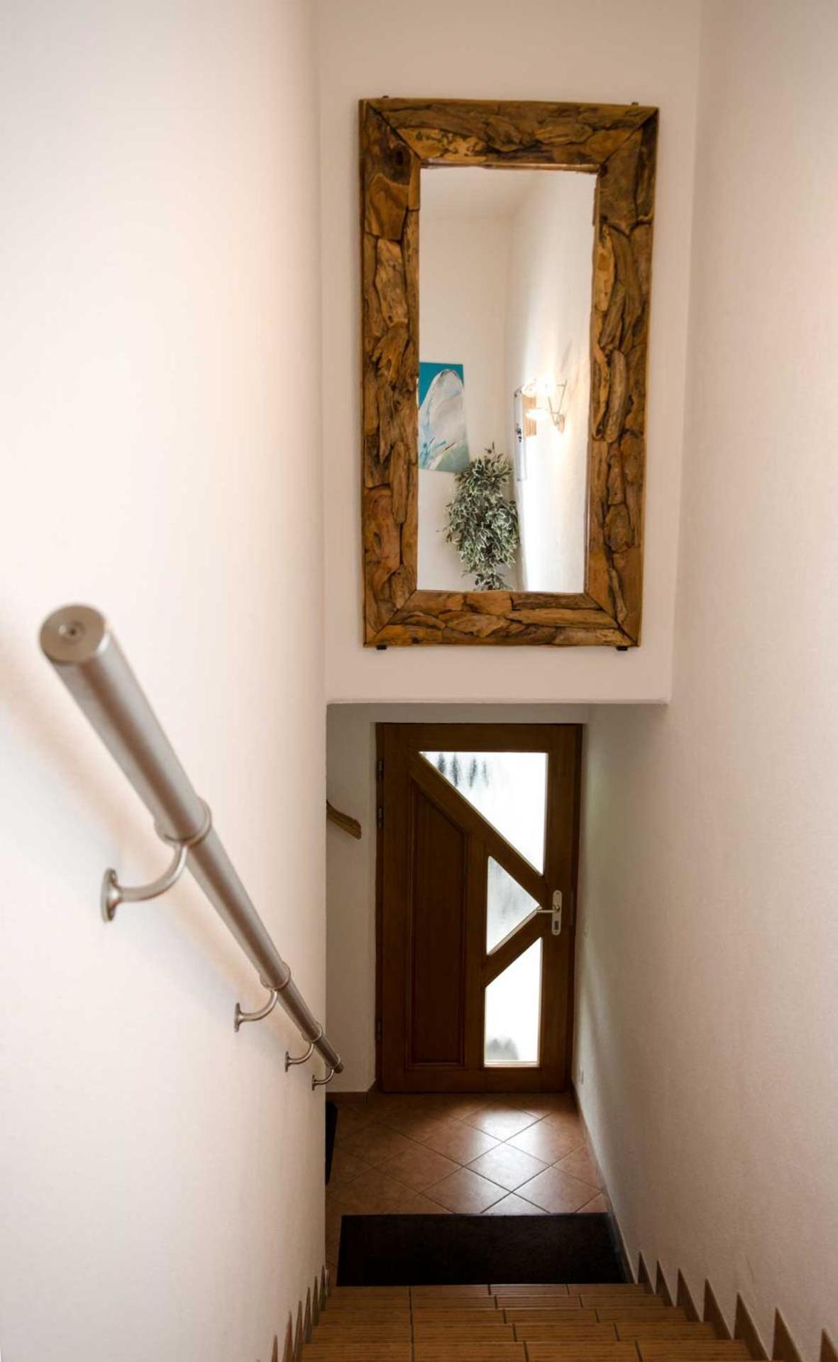 Haus Alpin Apartments Pettneu am Arlberg Exterior photo